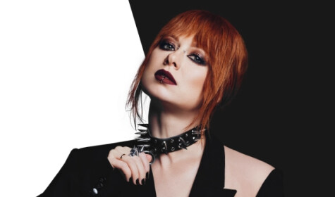 ЮЛИЯ САВИЧЕВА